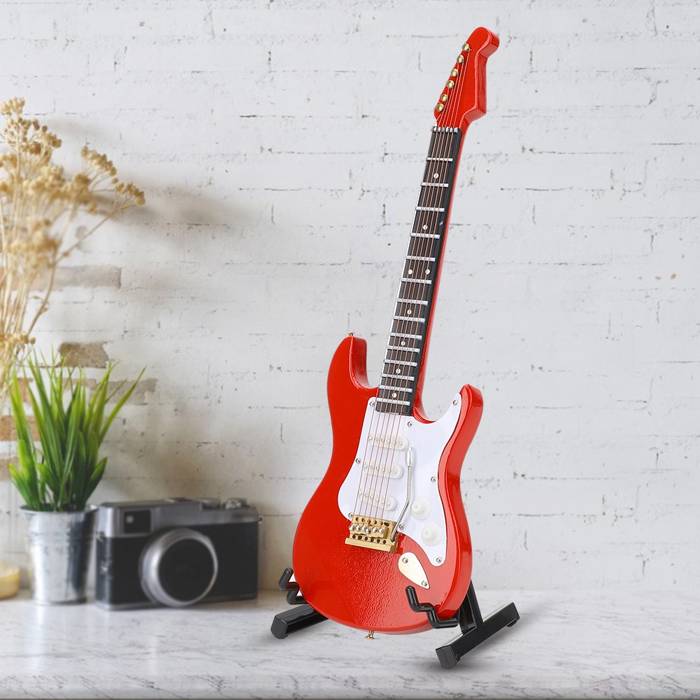 Miniature Red Electric Guitar  - Musical Instrument With A avis et prix