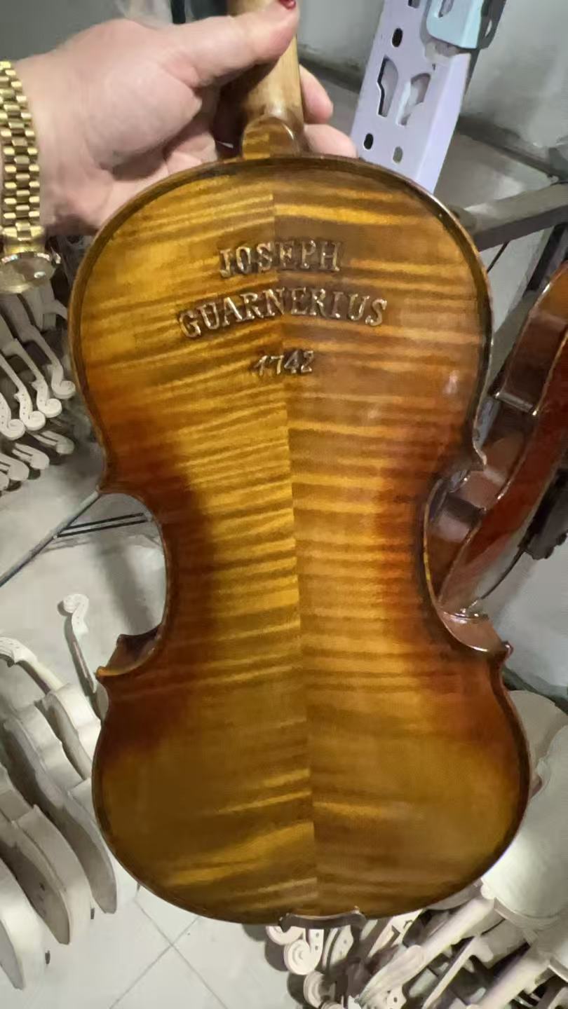 Musical Instruments 4/4 Carvin - Musical Instruments Online avis et prix
